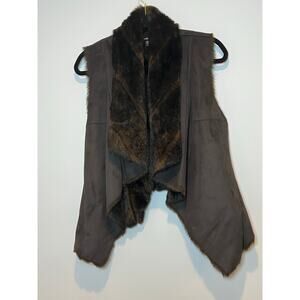 Bebe Reversible Shearling Lined Faux Fur And Suede‎ Drape Vest Womans Size XS